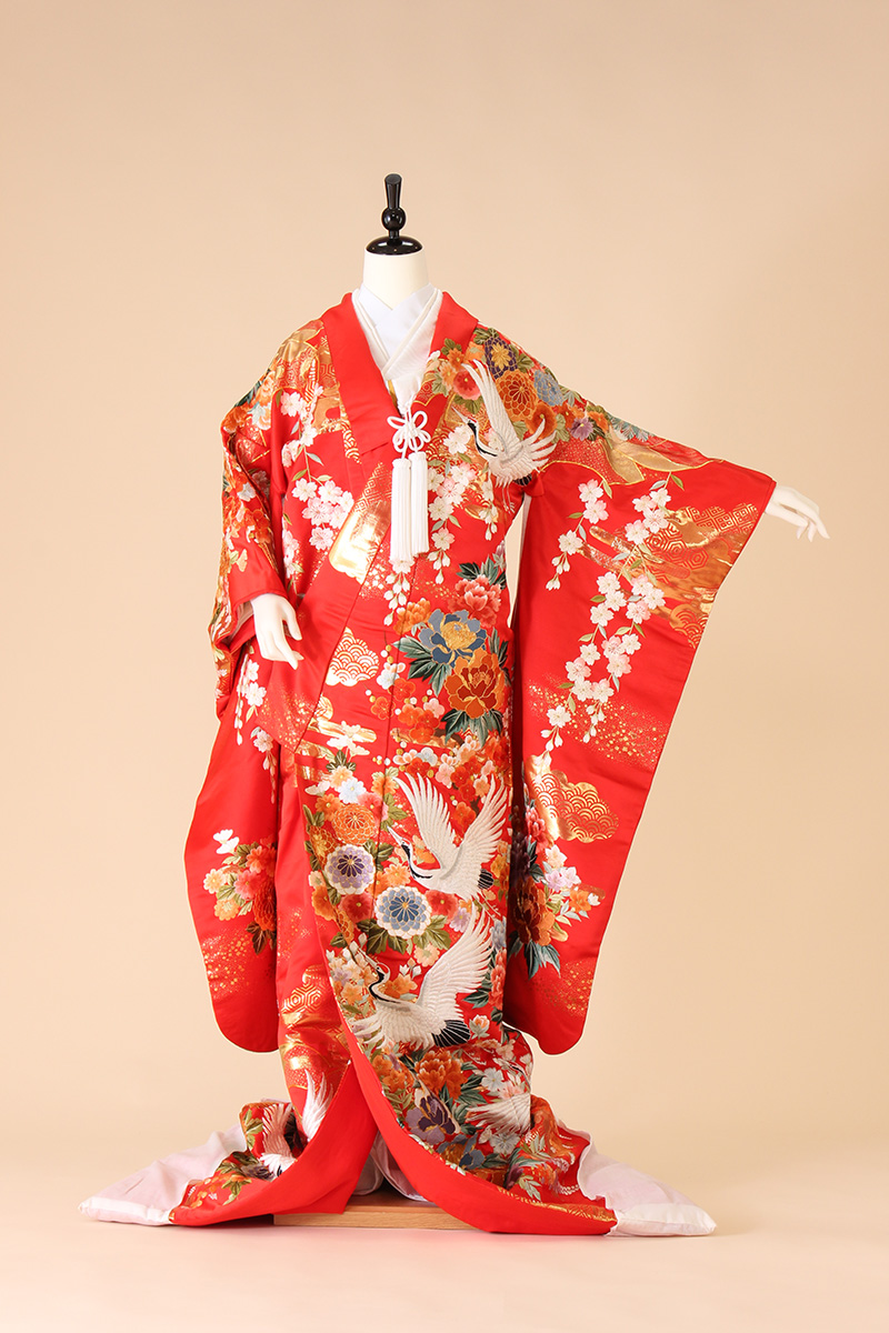 赤い花柄の色打掛　【ジャック】 色打掛レンタル 朱赤色/花車 NT-89 | 色打掛レンタル | | 花嫁衣裳.com