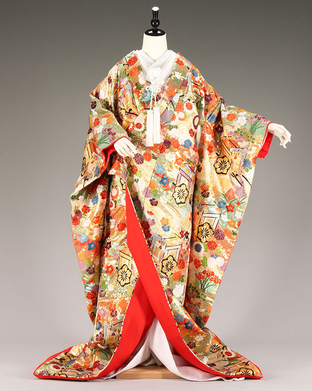 華やかな花柄刺繍 打掛 色打掛レンタル115-13｜晴れ着の丸昌 池袋店 レンタルサイト