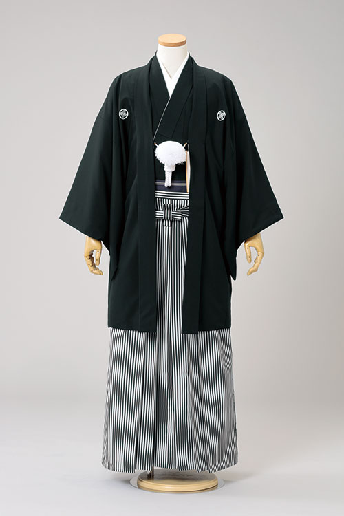 男子紋服レンタル着物101_170黒無地/袴51_170白黒縞（身長170cm前後対応商品）